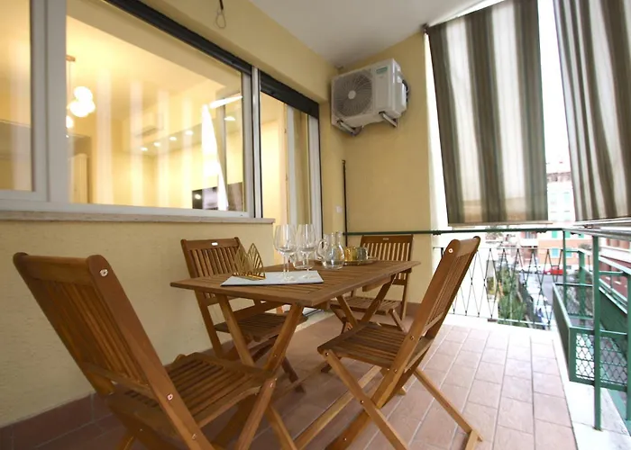 Apartment Contessa 3br House Rom