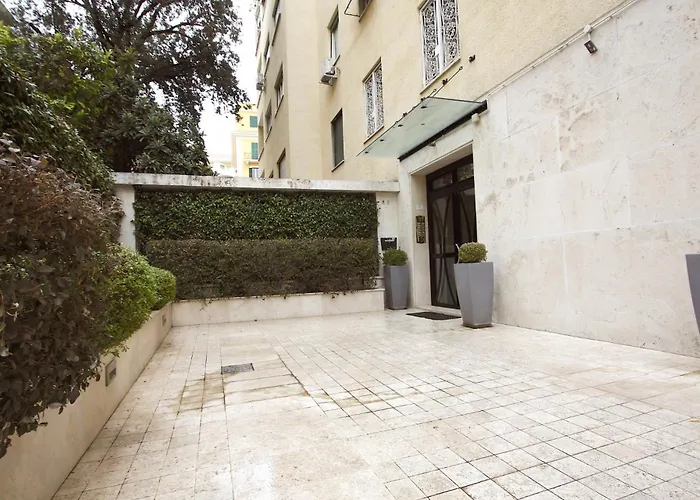 Contessa 3br House Rom